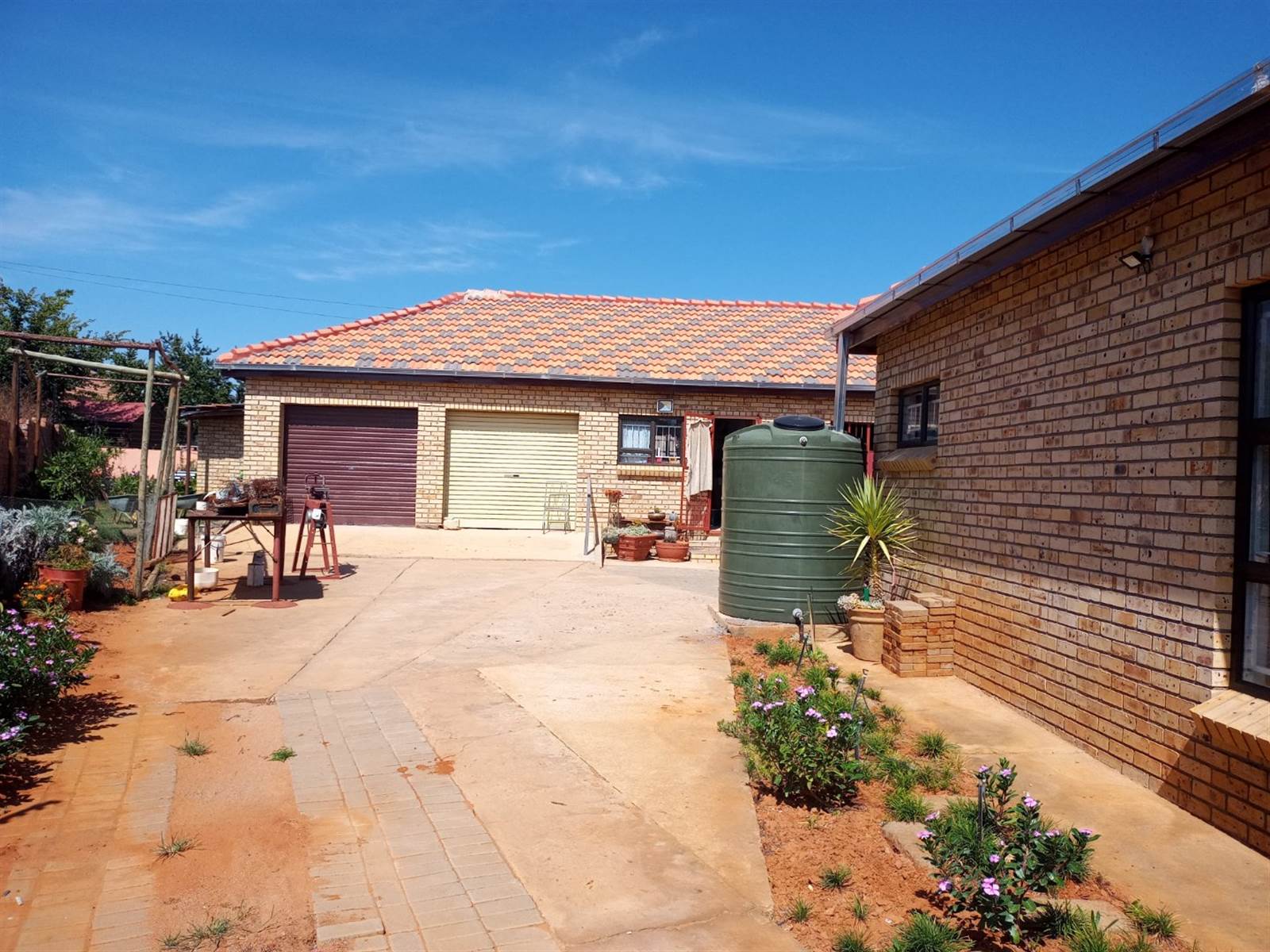 4 Bed House in Jan Kempdorp photo number 14