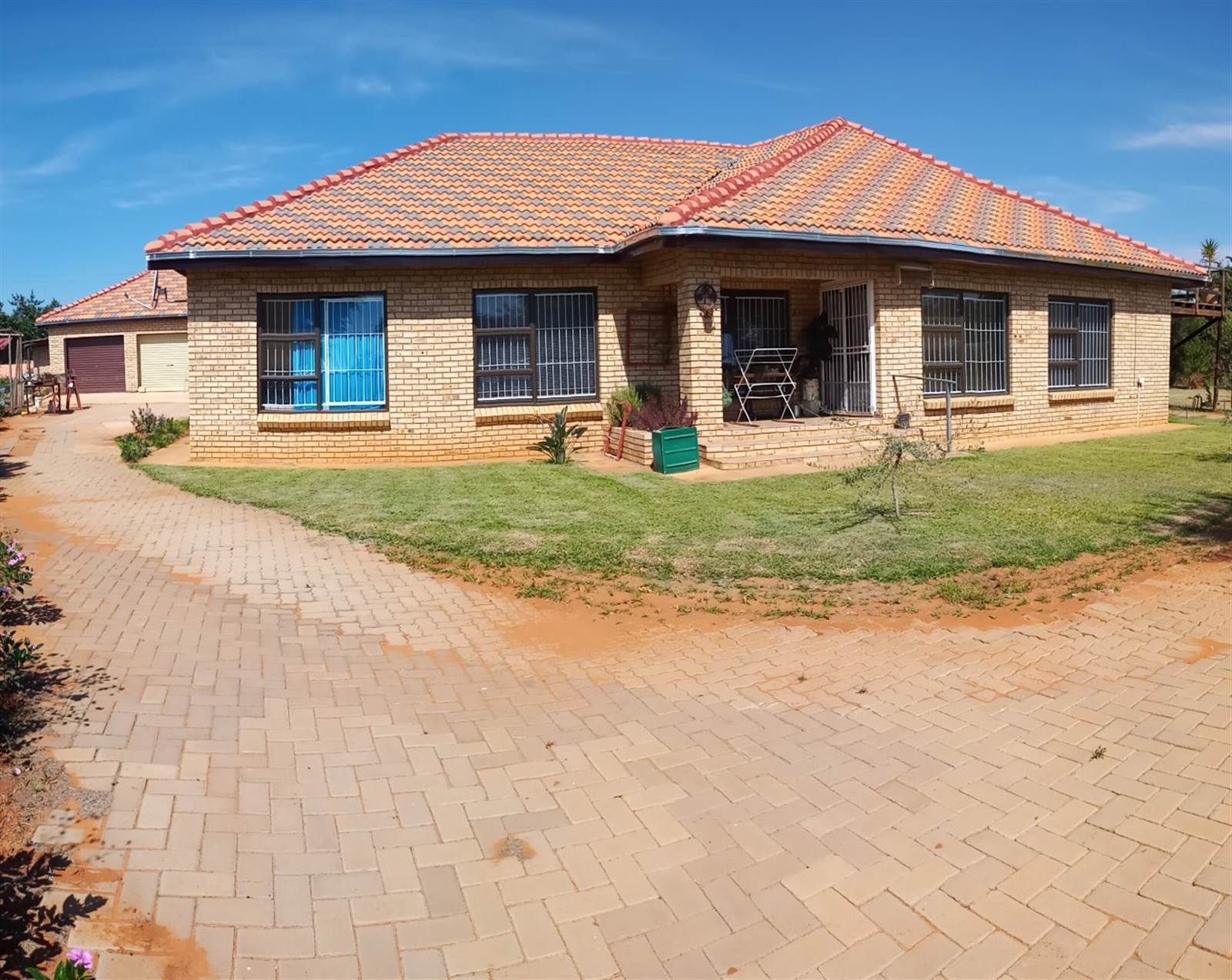 4 Bed House in Jan Kempdorp photo number 1