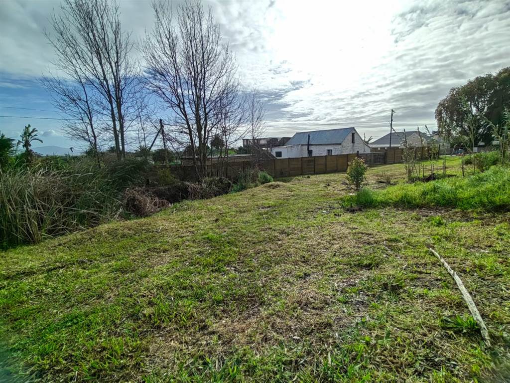 1537 m² Land available in Albertinia photo number 5