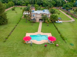 1.1 ha Smallholding in Randjesfontein