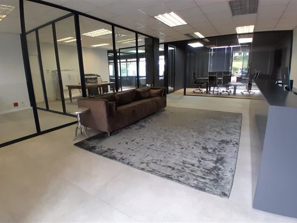 321  m² Commercial space in La Lucia