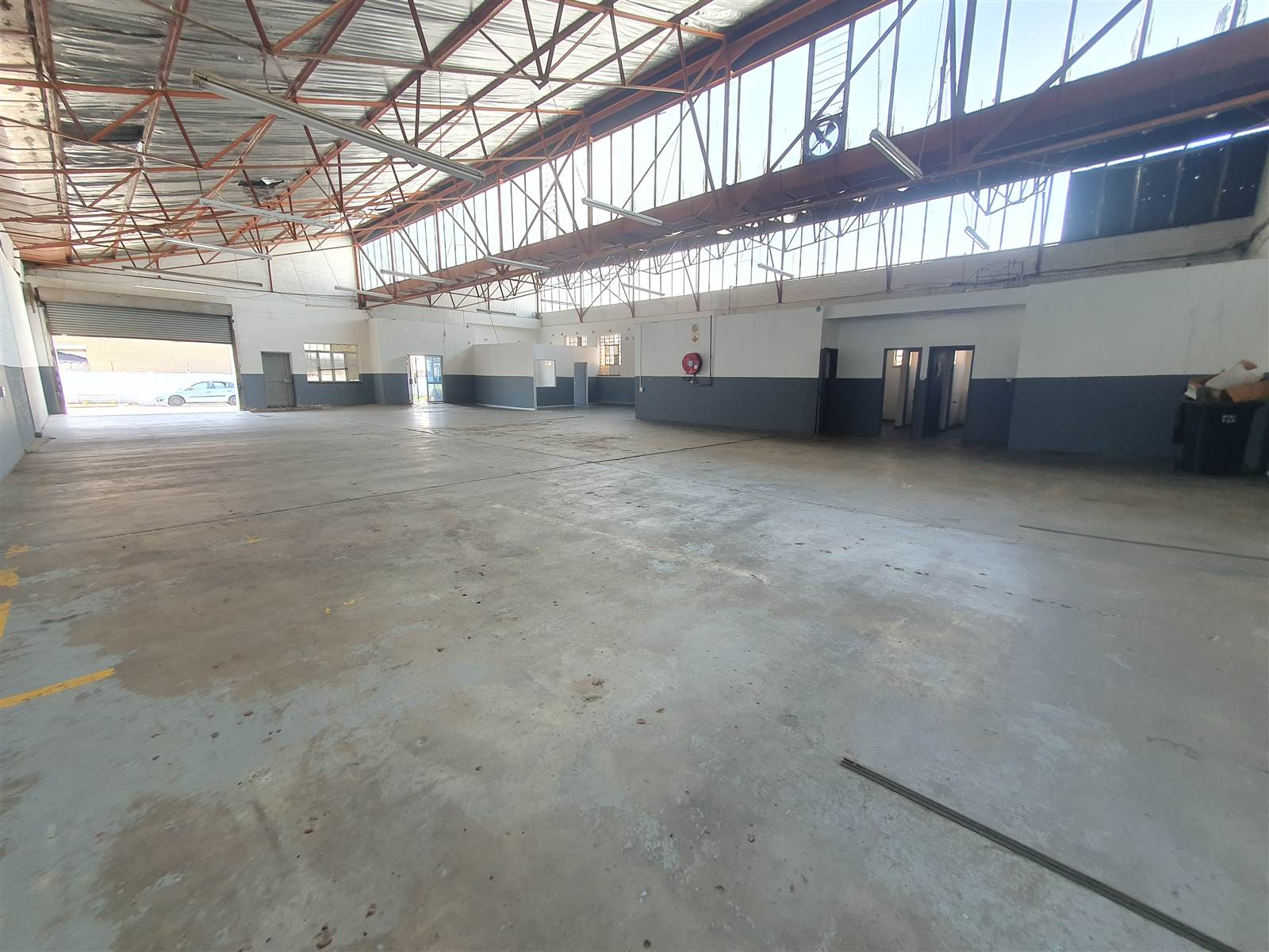 460  m² Industrial space in Selby photo number 17