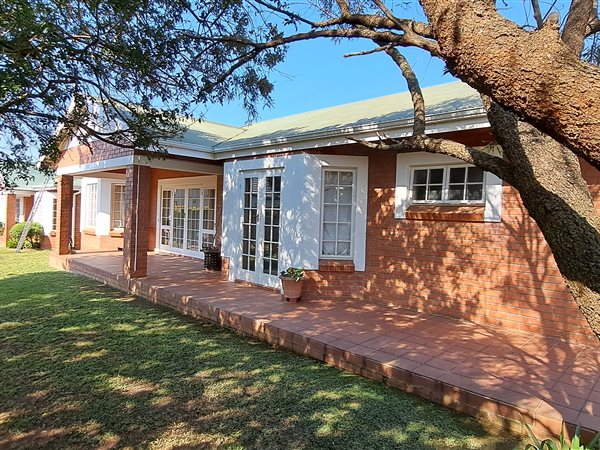 3 Bedroom Simplex 3 Bedroom Simplex