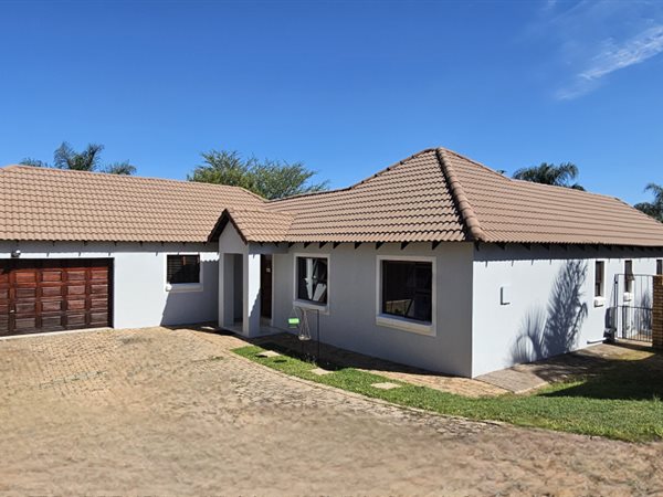3 Bed House in Emerald Estate