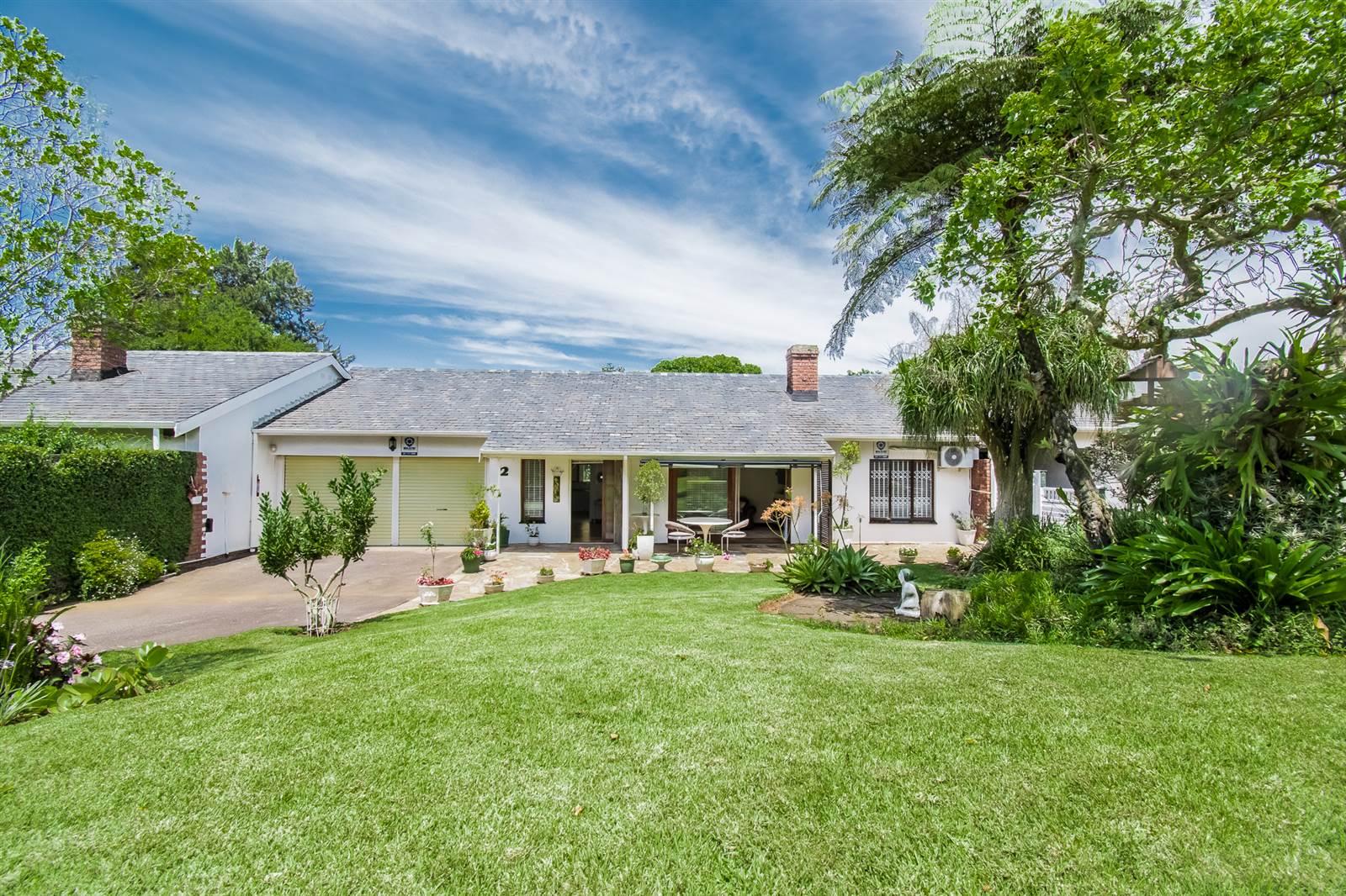 4 Bed Simplex in Kloof photo number 1