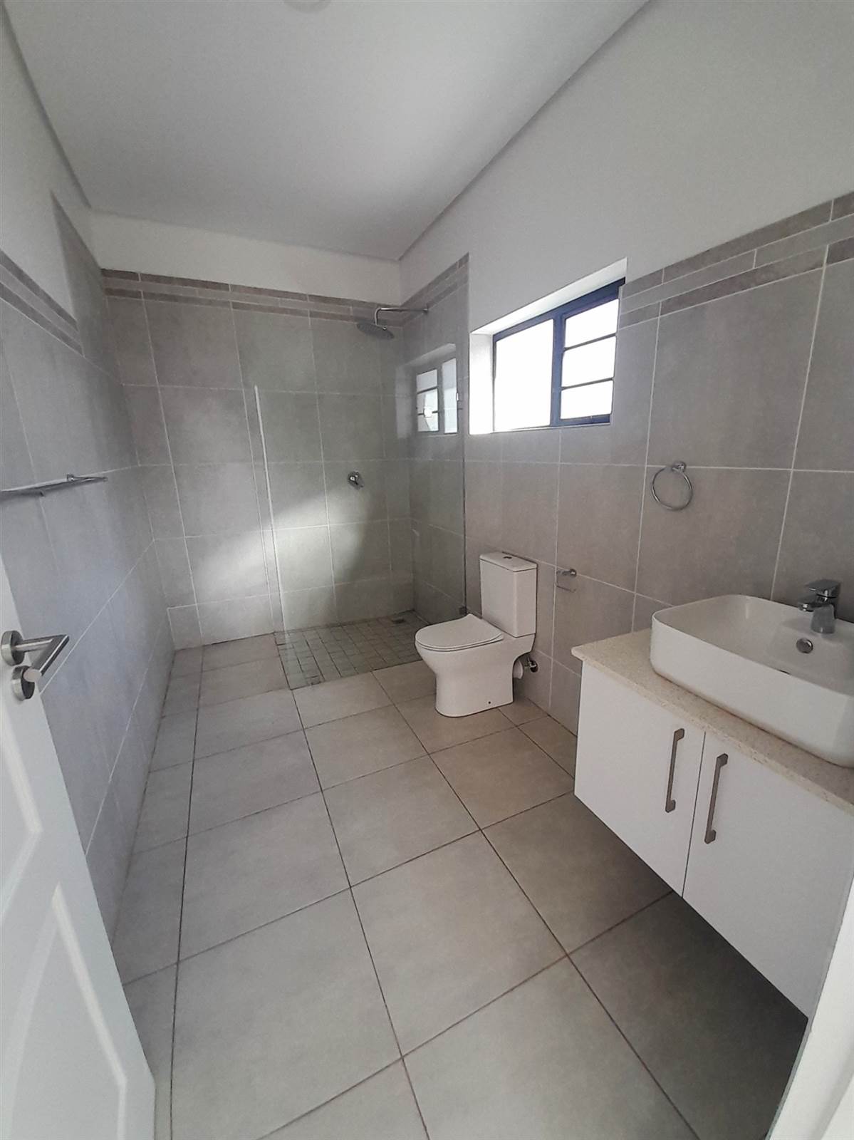 3 Bed House in Jeffreys Bay photo number 19