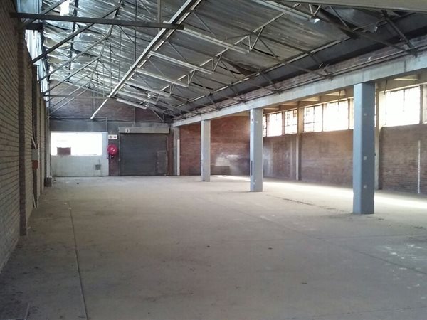 839  m² Industrial space