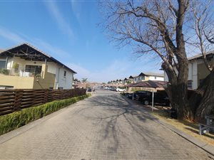 3 Bed Townhouse in Glen Eagles