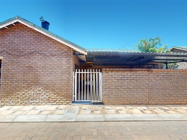 3 Bedroom Townhouse