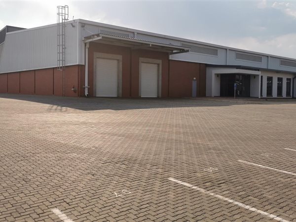 2 196  m² Industrial space