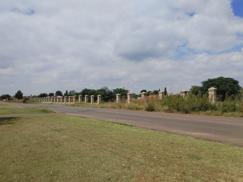 2.9 ha Land available in Roodekop photo number 1