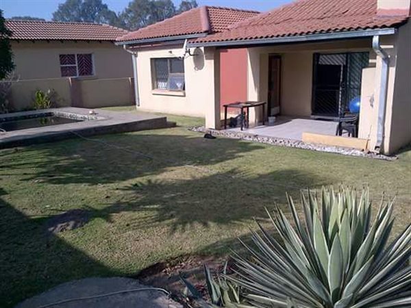 2 Bedroom Townhouse 2 Bedroom Townhouse