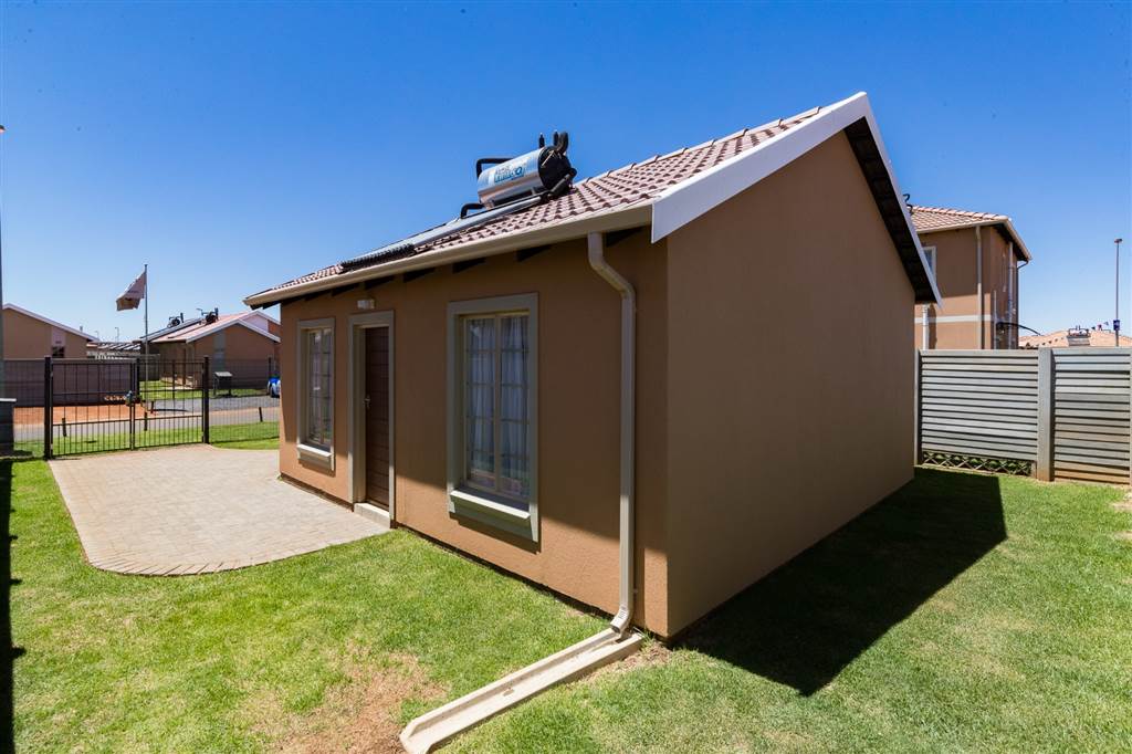 2 Bed House for sale in Sophiatown | T4601148 | Private Property