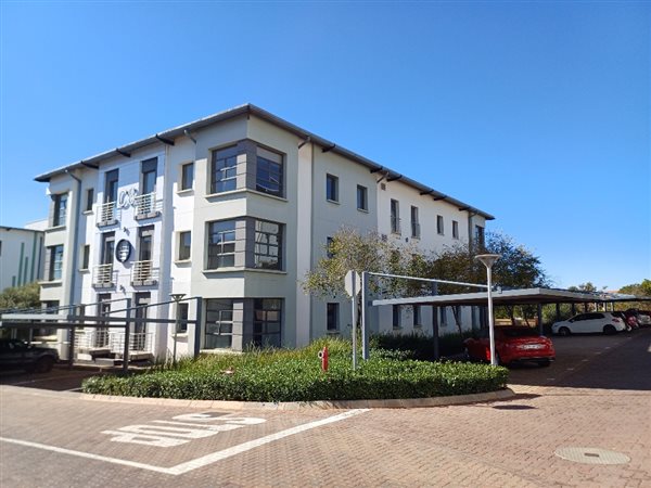 432  m² Commercial space