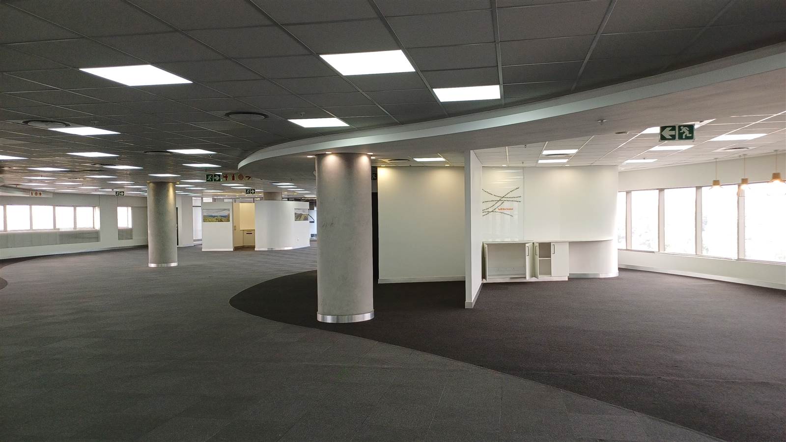 1602  m² Commercial space in Sandown photo number 13
