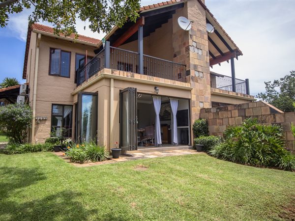 3 Bedroom Townhouse 3 Bedroom Townhouse