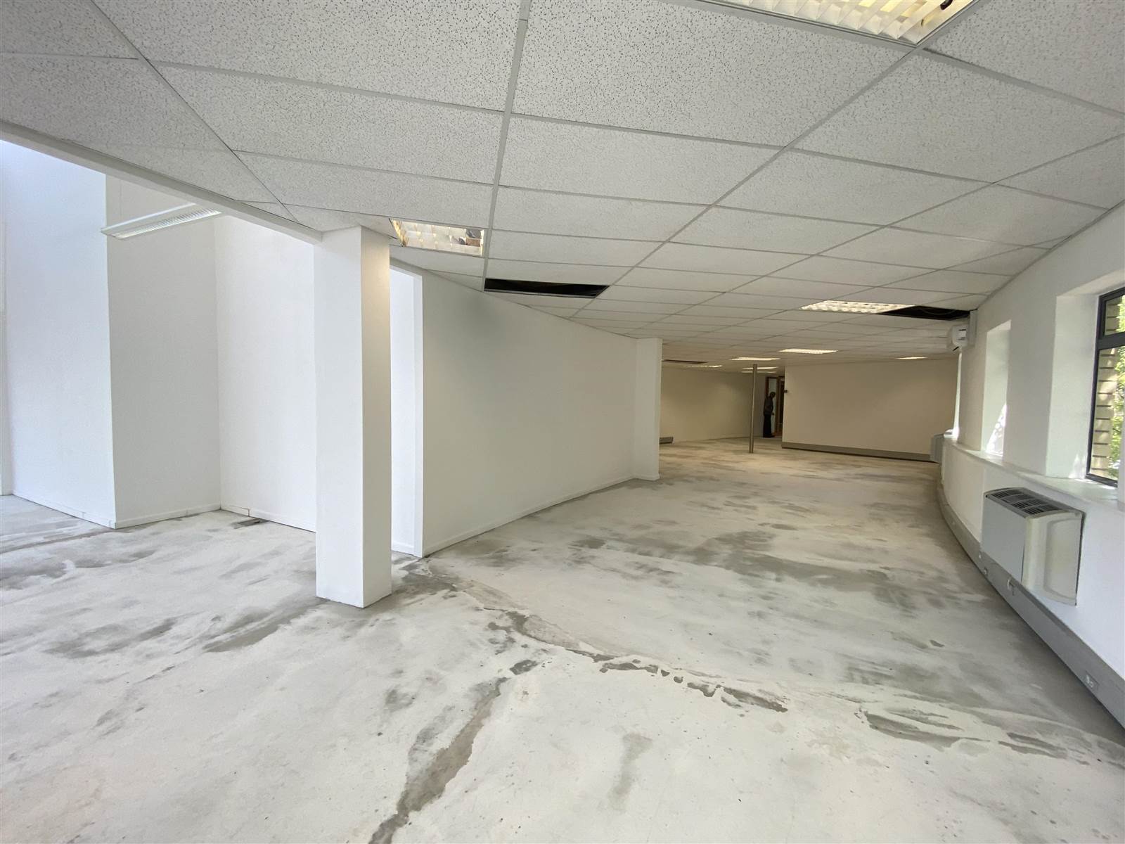 552  m² Commercial space in Plattekloof photo number 6