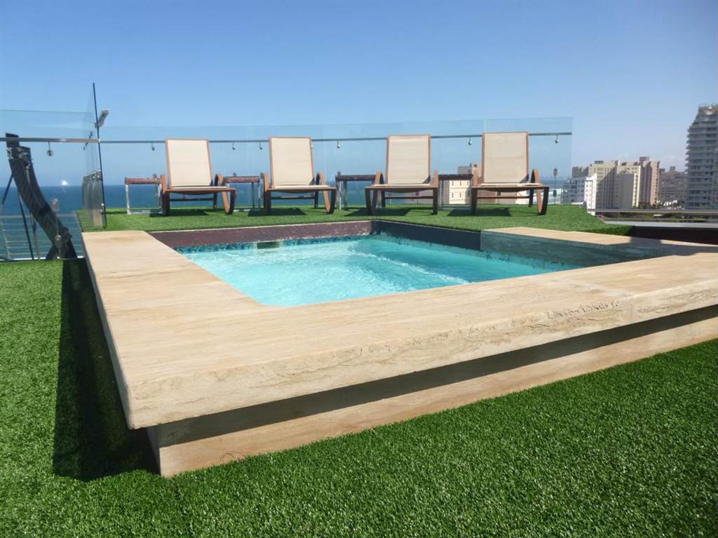 1 Bed Apartment in Umhlanga Rocks photo number 14