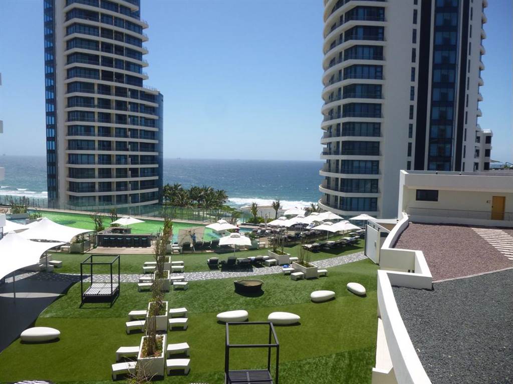 1 Bed Apartment in Umhlanga Rocks photo number 16