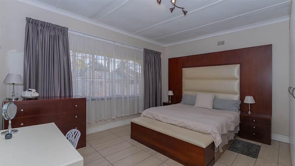 3 Bed House in Edenvale photo number 18