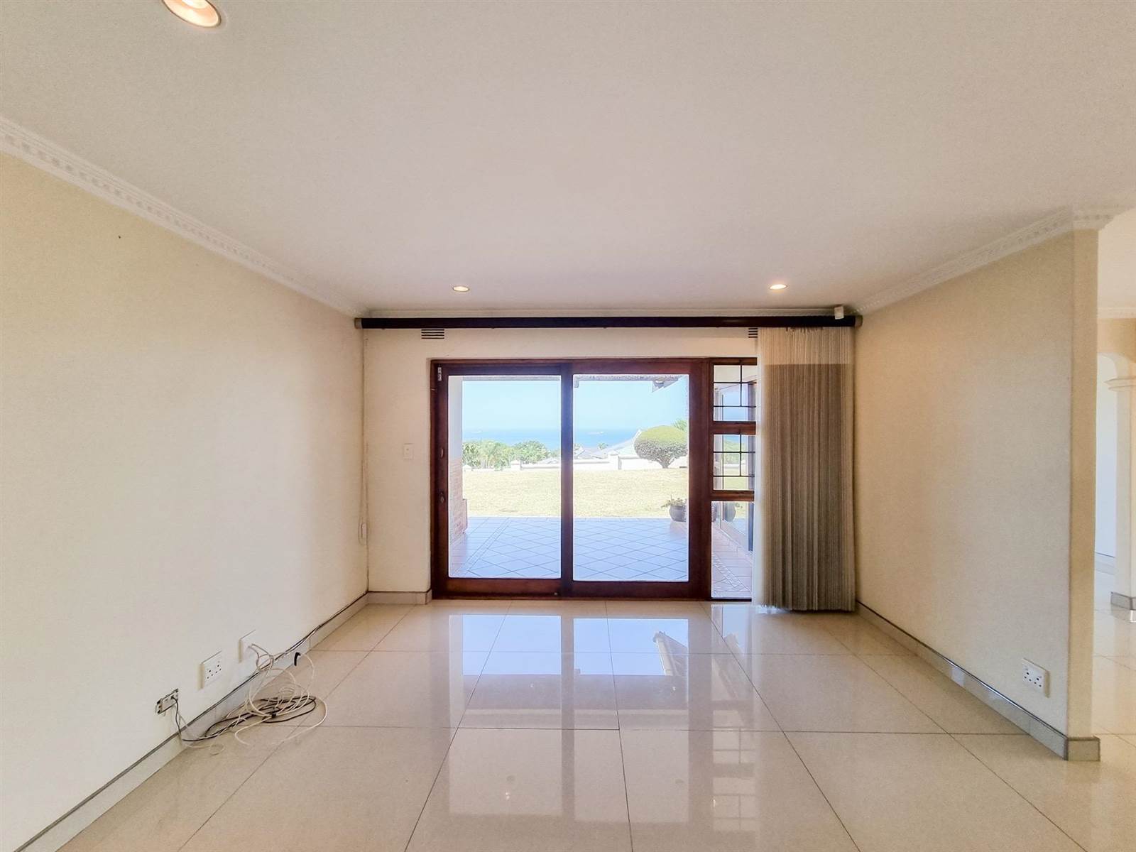 3 Bed House in Umhlanga Rocks photo number 11