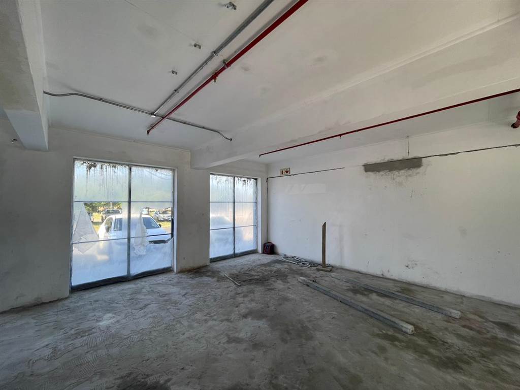 85  m² Commercial space in Ndabeni photo number 7