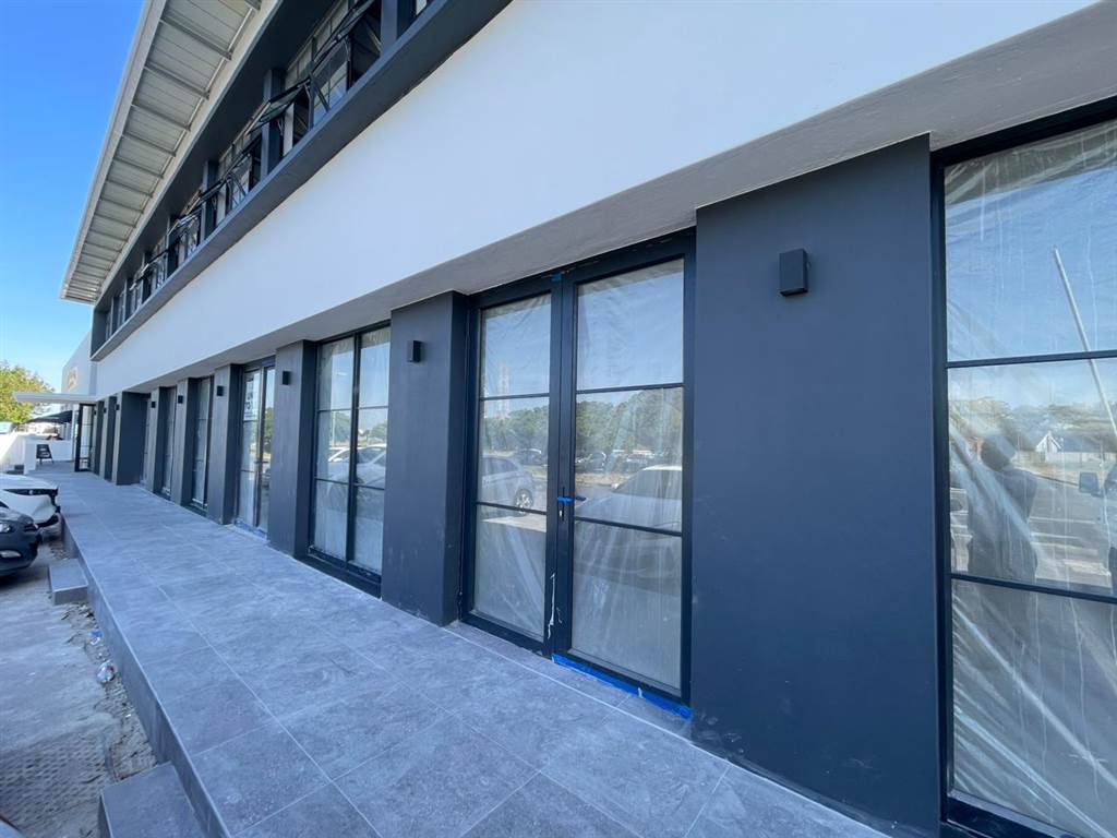 85  m² Commercial space in Ndabeni photo number 2