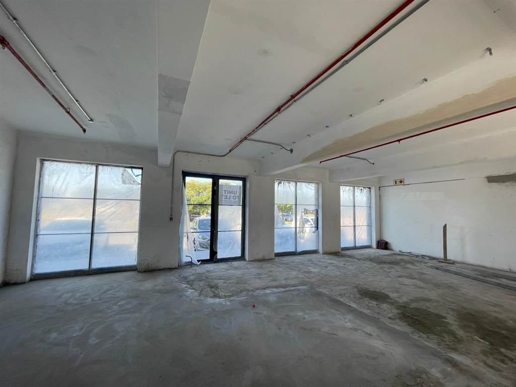 85  m² Commercial space in Ndabeni photo number 3