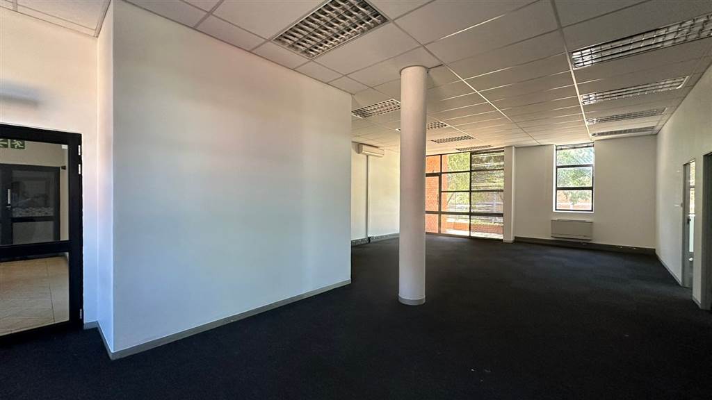 197  m² Commercial space in Bloemfontein Farms photo number 4