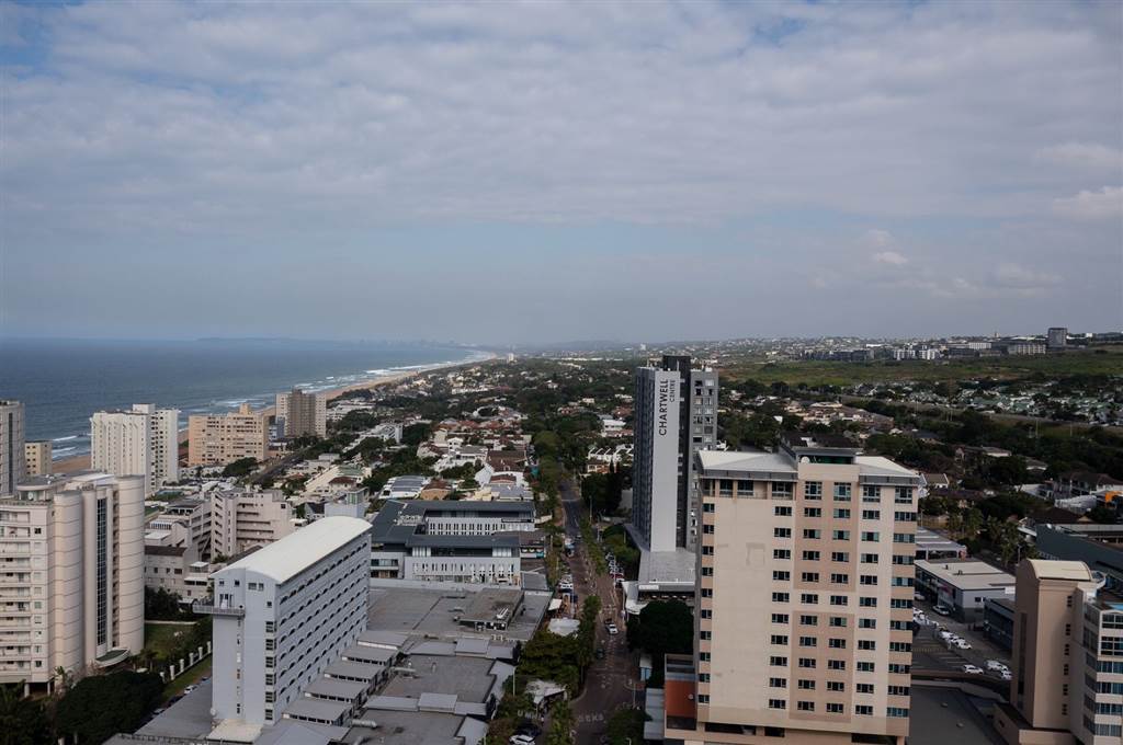 1 Bed Apartment in Umhlanga Rocks photo number 10