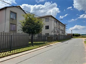 2 Bed Apartment in Fleurhof