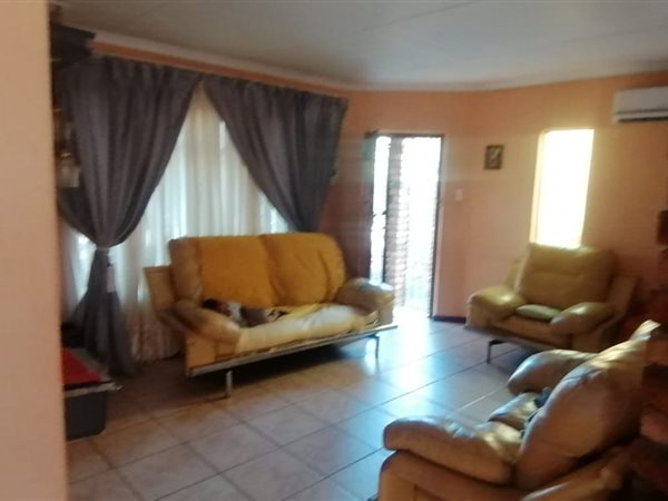 2 Bed House in Amandasig