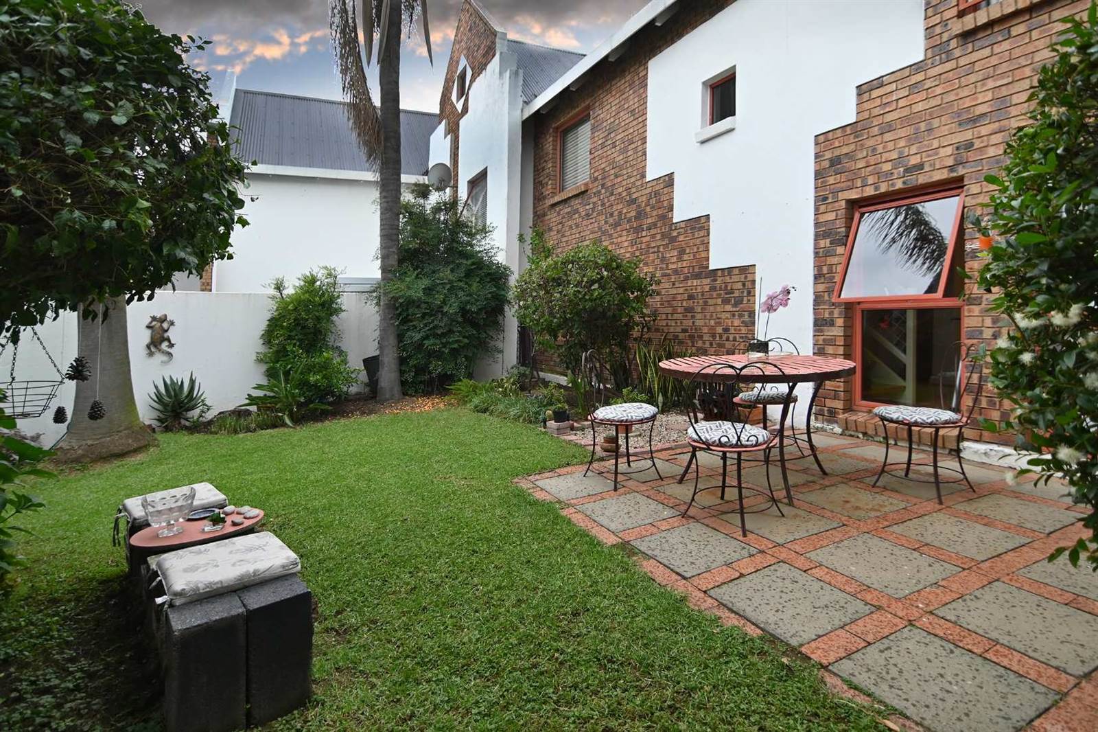 3 Bed Townhouse in Fourways photo number 30