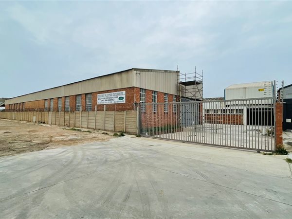 650  m² Industrial space