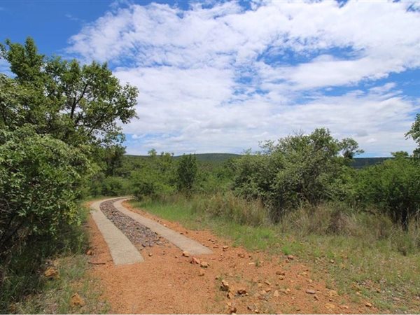 2 500 m² Land 2 500 m² Land