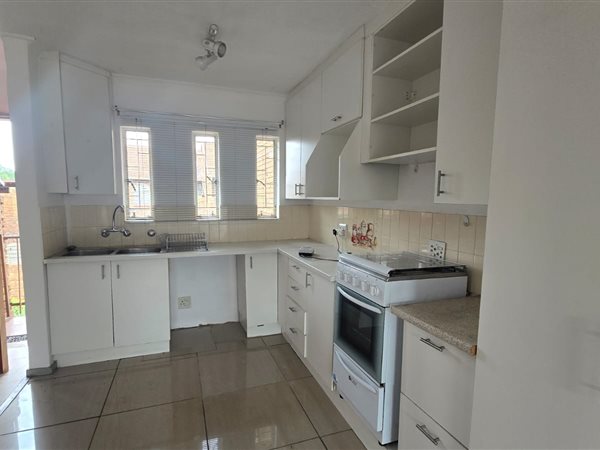 2 Bedroom Townhouse 2 Bedroom Townhouse