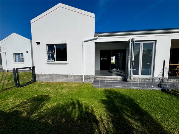 2 Bedroom Townhouse 2 Bedroom Townhouse