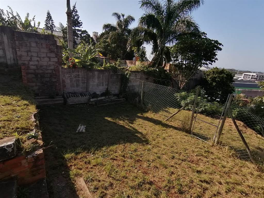 1150 m² Land available in Morningside Manor photo number 9