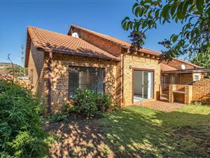 3 Bed Townhouse in Strubens Valley