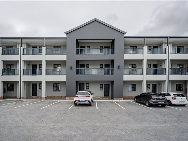 2 Bed Apartment in Pinelands