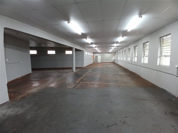 662  m² Industrial space