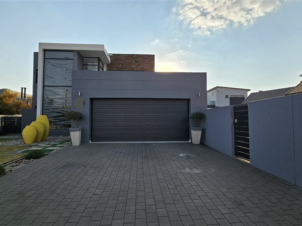 4 Bed House