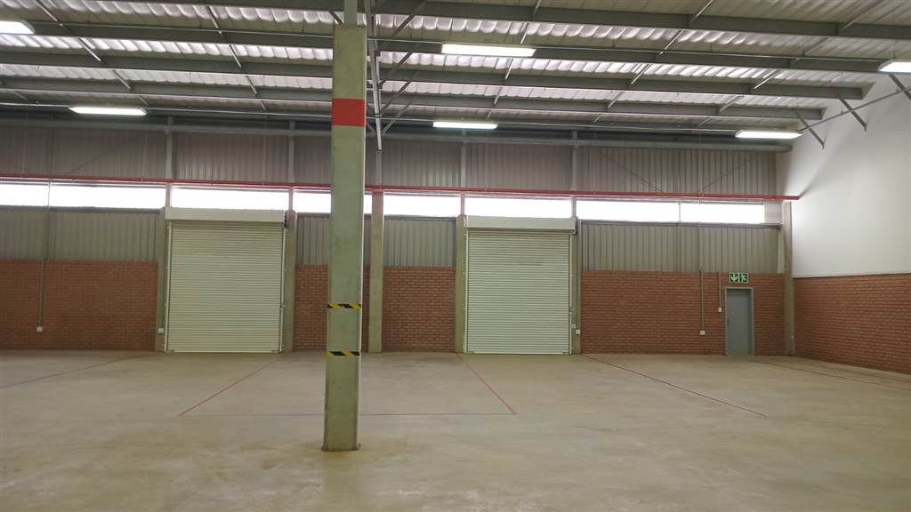1315  m² Industrial space in Olifantsfontein photo number 10
