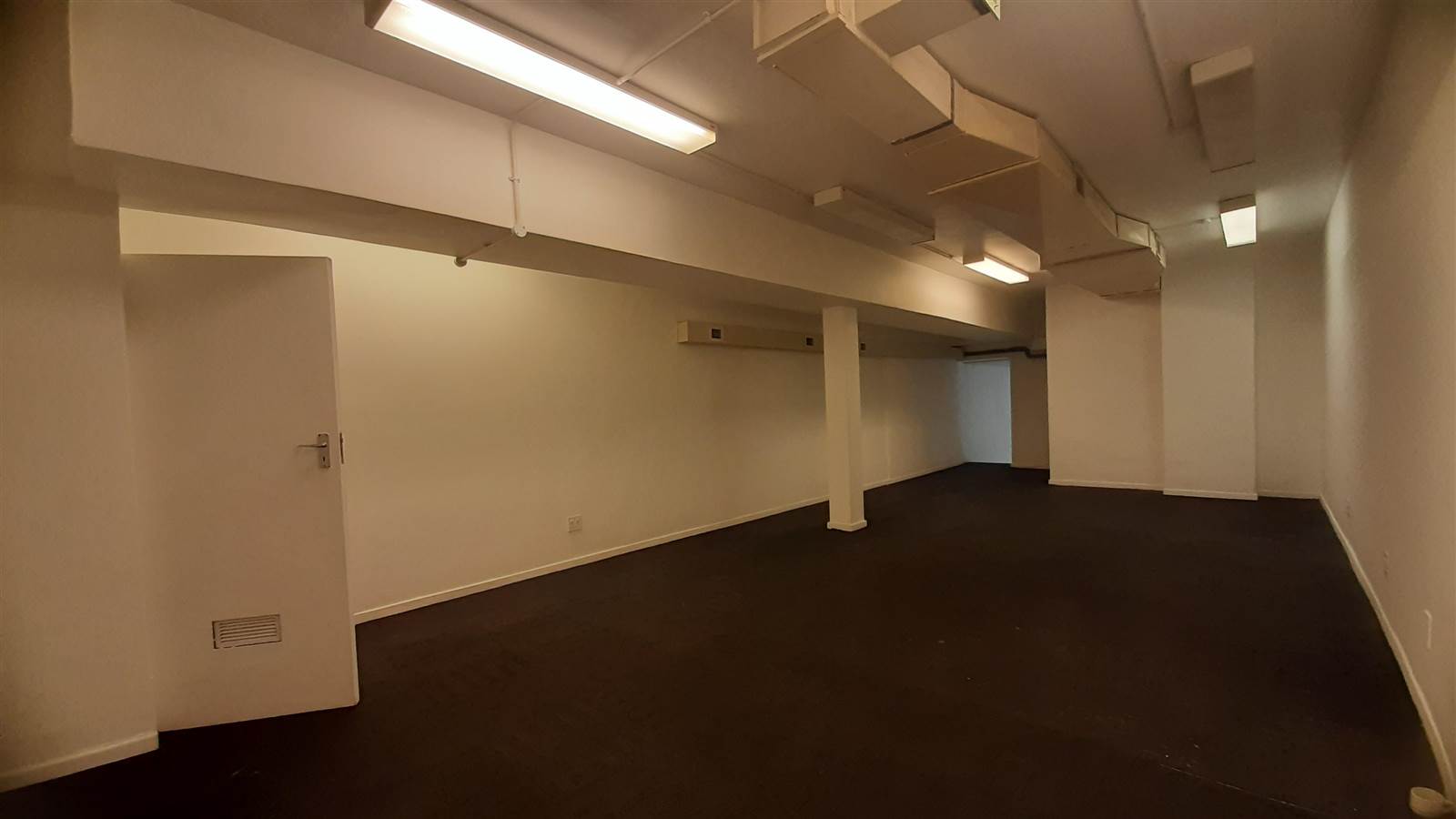 231  m² Retail Space in Cape Town City Centre photo number 11