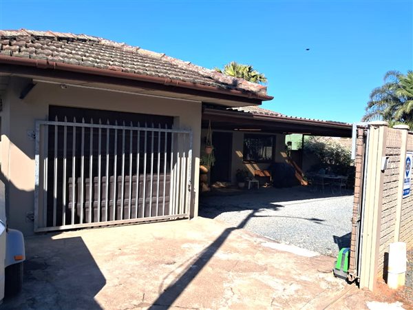 3 Bedroom House 3 Bedroom House
