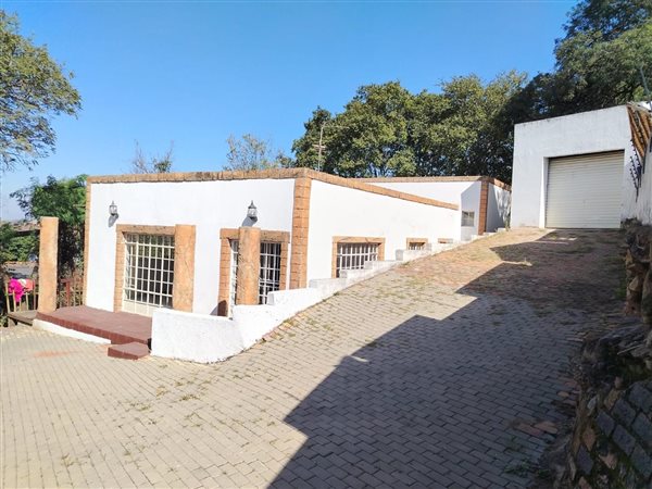 3 Bedroom House 3 Bedroom House