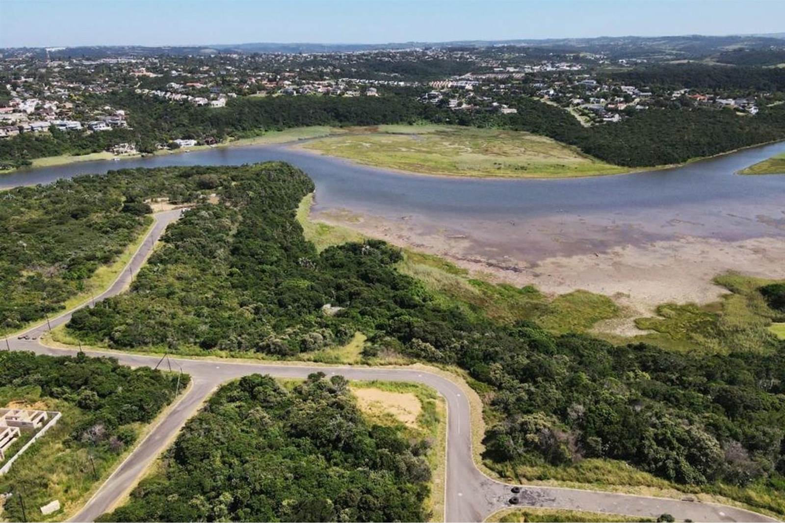522 m² Land available in Beacon Bay photo number 18