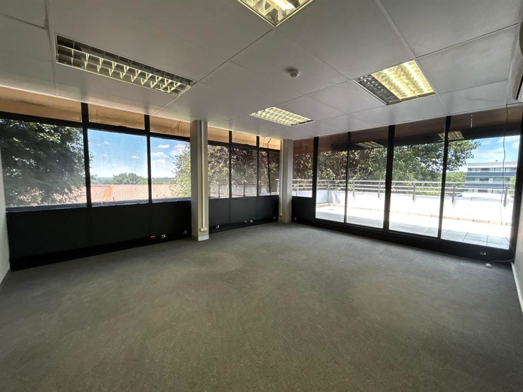 600  m² Commercial space in Cresta photo number 6