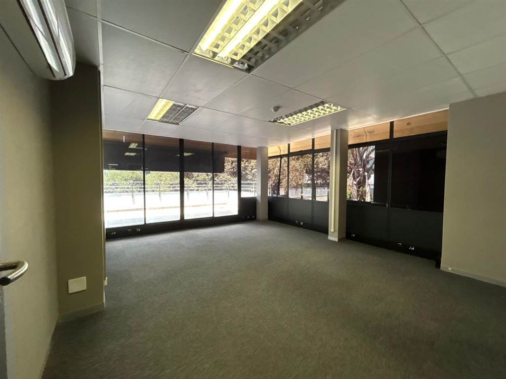600  m² Commercial space in Cresta photo number 5