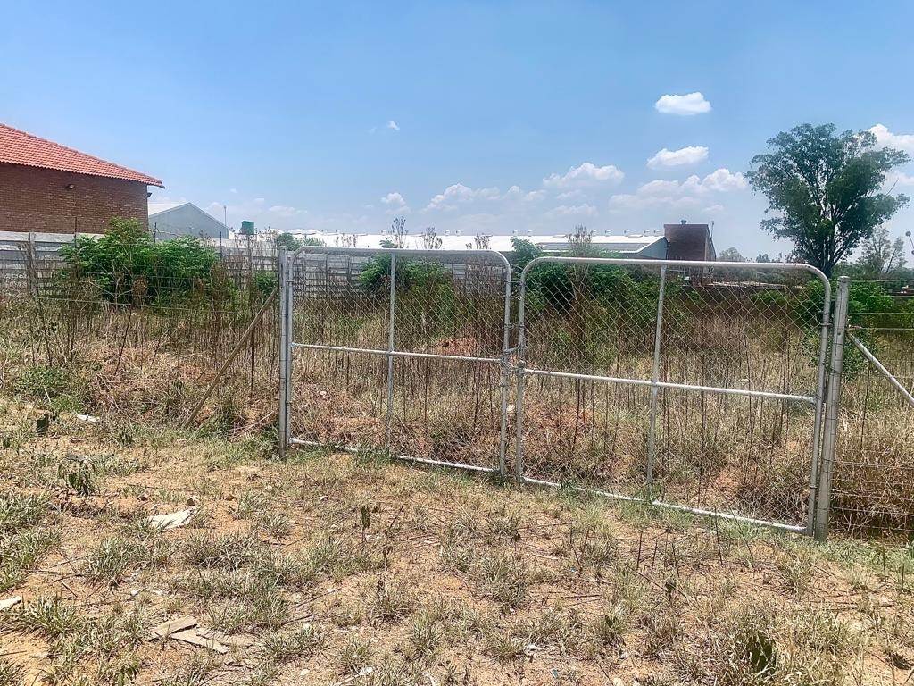 2155 m² Land available in Ladanna photo number 10